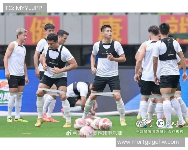 艾克森精彩进球助力广州队战胜成都蓉城再创佳绩 艾克森精彩进球助力广州队战胜成都蓉城再创佳绩