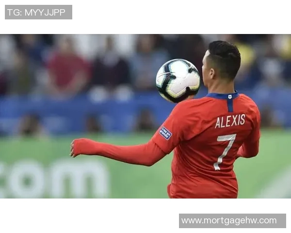 桑切斯带伤坚持比赛,曼联2-0战胜埃弗顿的背后故事 桑切斯带伤坚持比赛,曼联2-0战胜埃弗顿的背后故事